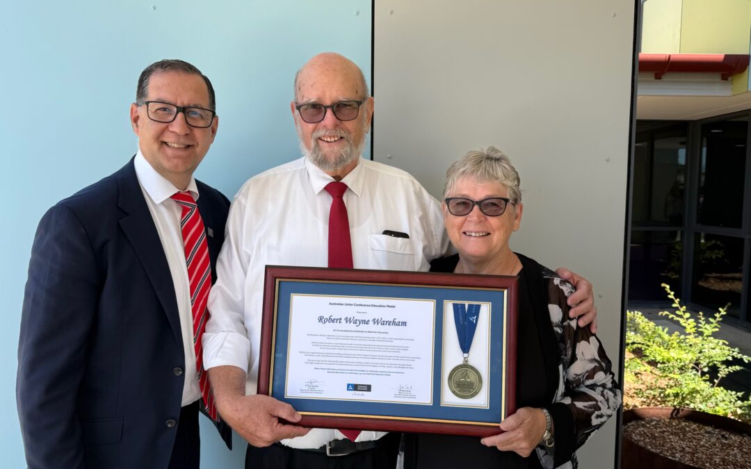 Medal awarded to Australian Education Leader